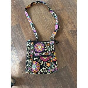Vera Bradley Priscilla Pink Quilted Suzani Hipster Crossbody Bag Floral Black